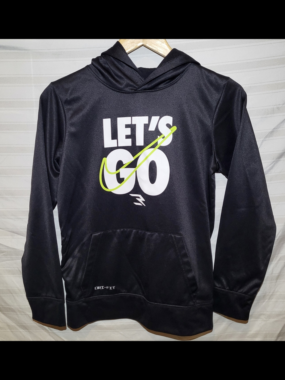 Nike Boys Back To School Bundle, Size L - Picture 2 of 5